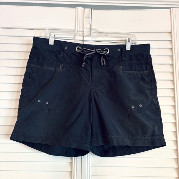 Columbia Omni-Shade Dark Gray Shorts Outdoor Athletic Size Medium M - Picture 1 of 4